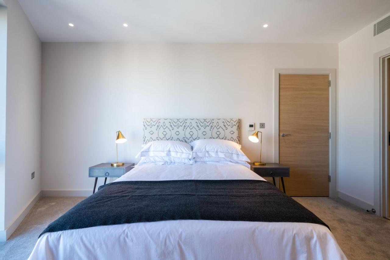 Elegant Victoria Home Close To Sloane Square By Underthedoormat London Exterior photo