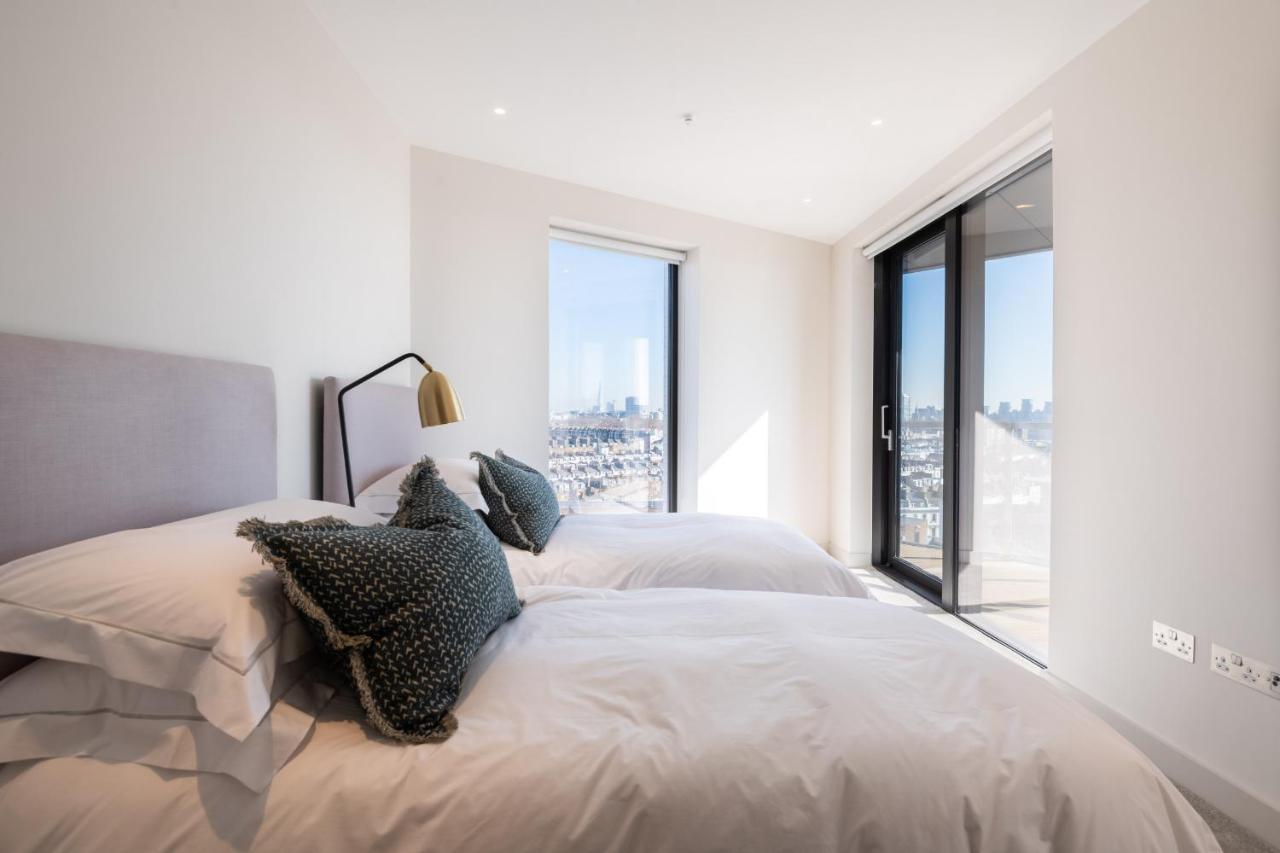 Elegant Victoria Home Close To Sloane Square By Underthedoormat London Exterior photo
