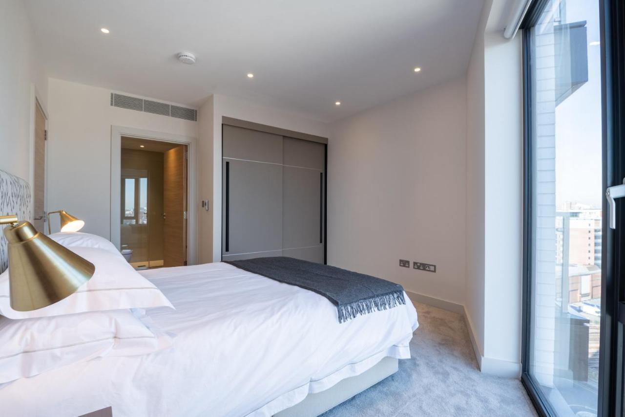 Elegant Victoria Home Close To Sloane Square By Underthedoormat London Exterior photo